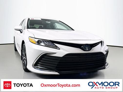 2023 Toyota Camry Hybrid XLE