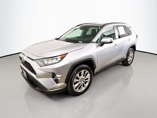 Silver Sky Metallic 2021 Toyota RAV4 XLE Premium