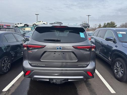 2024 Toyota Highlander Hybrid Limited