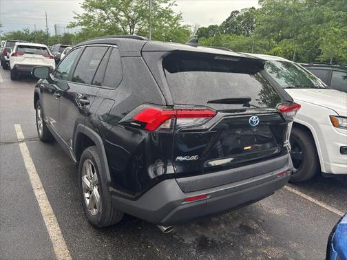2021 Toyota RAV4 Hybrid XLE Premium