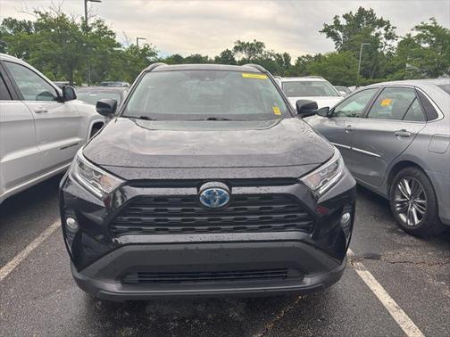 2021 Toyota RAV4 Hybrid XLE Premium
