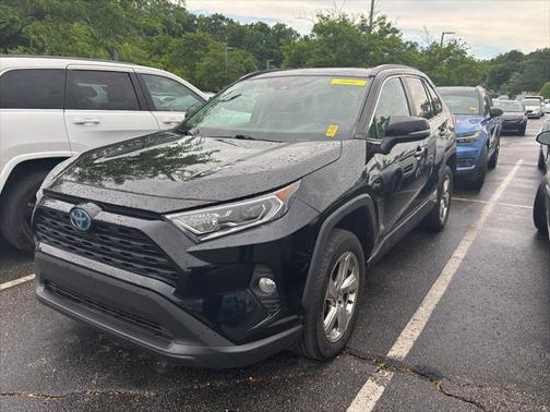 2021 Toyota RAV4 Hybrid XLE Premium