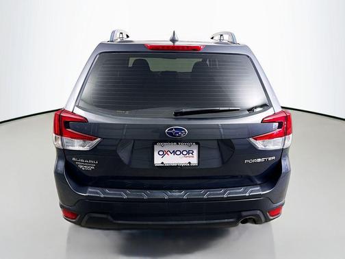 2021 Subaru Forester Base