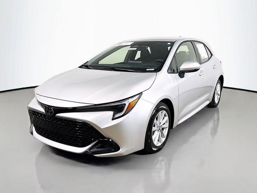 Classic Silver Metallic 2023 Toyota Corolla SE