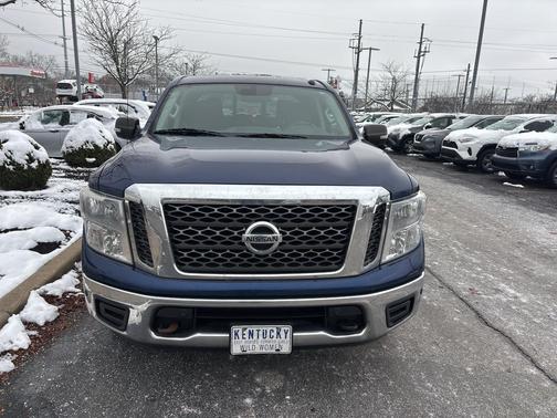 2018 Nissan Titan SV