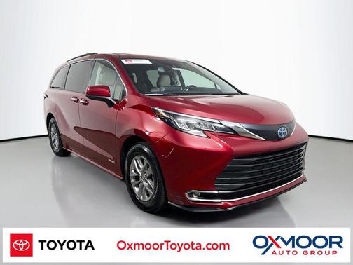 Ruby Flare Pearl 2021 Toyota Sienna XLE 7 Passenger