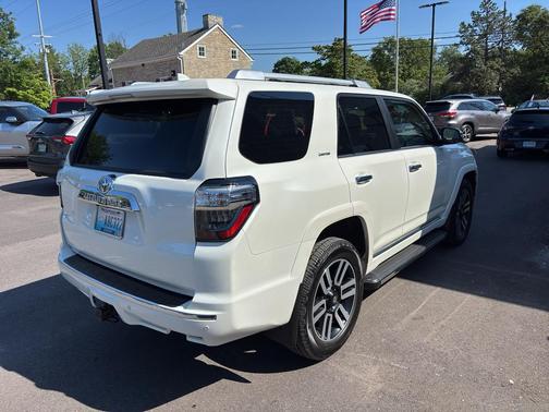 Blizzard Pearl 2022 Toyota 4Runner Limited