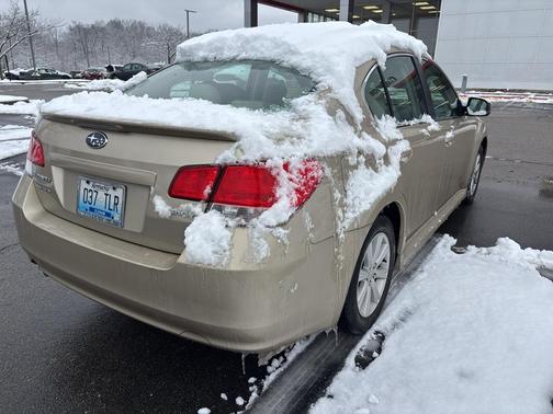 2010 Subaru Legacy Premium