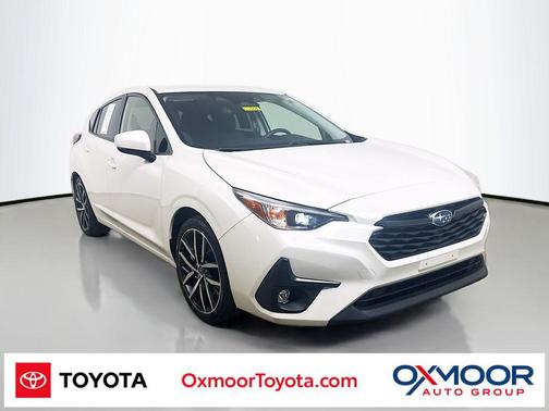 Crystal White Pearl 2024 Subaru Impreza Sport