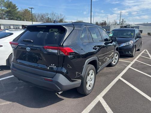 2021 Toyota RAV4 Hybrid LE