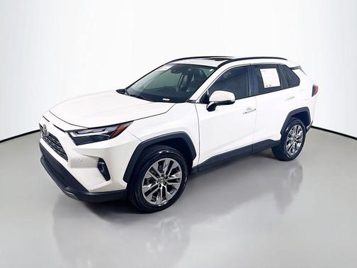 Blizzard Pearl 2022 Toyota RAV4 Limited