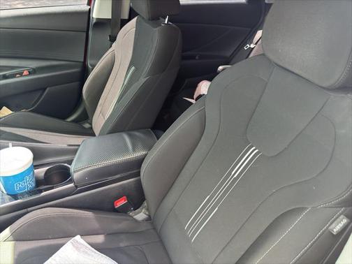 2022 Hyundai ELANTRA HEV Blue