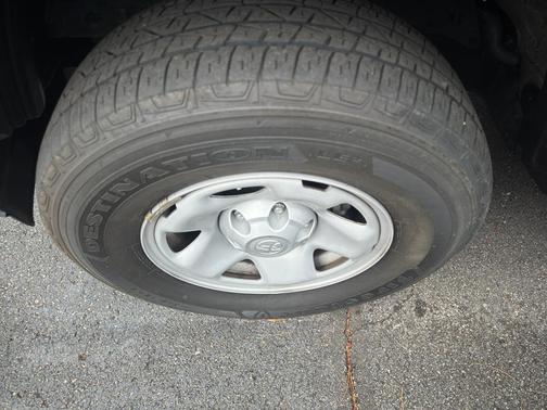 2022 Toyota Tacoma SR