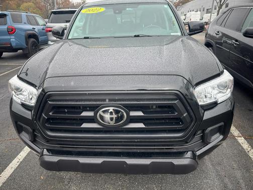 2022 Toyota Tacoma SR