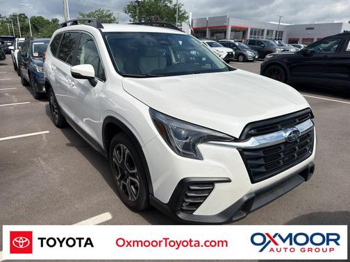 Crystal White Pearl 2023 Subaru Ascent Limited 7-Passenger