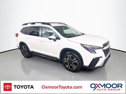 Crystal White Pearl 2023 Subaru Ascent Limited 7-Passenger