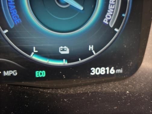 2023 Hyundai SANTA FE HEV SEL Premium