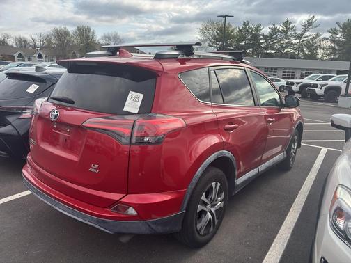 Barcelona Red Metallic 2017 Toyota RAV4 LE