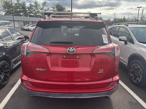 Barcelona Red Metallic 2017 Toyota RAV4 LE
