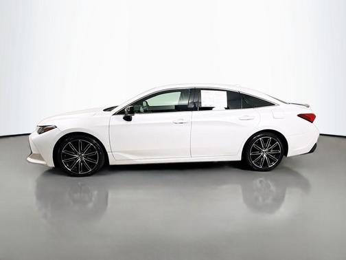 2019 Toyota Avalon Touring