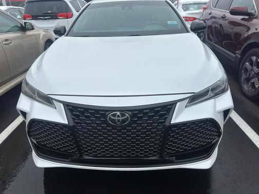 2019 Toyota Avalon Touring
