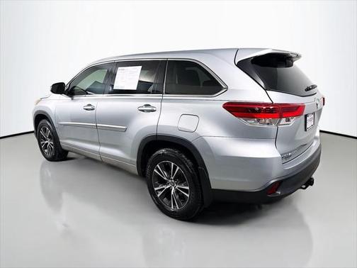 2018 Toyota Highlander LE
