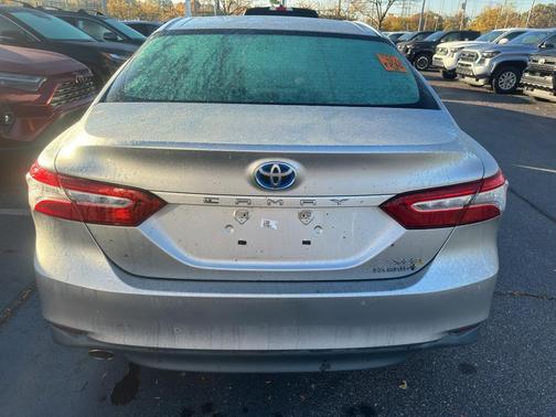 2018 Toyota Camry Hybrid XLE