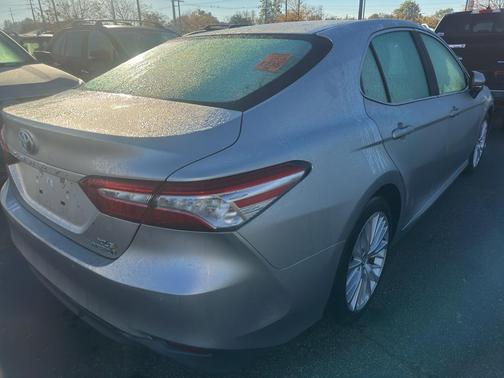 2018 Toyota Camry Hybrid XLE