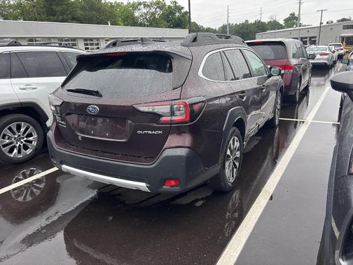 Dark Mahogany Pearl 2023 Subaru Outback Limited