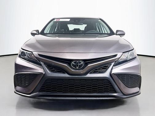 Predawn Gray Mica 2022 Toyota Camry SE