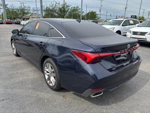 2021 Toyota Avalon XLE
