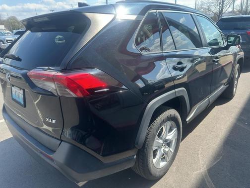 Midnight Black Metallic 2019 Toyota RAV4 XLE