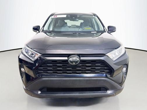 Midnight Black Metallic 2019 Toyota RAV4 XLE