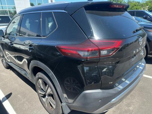 Super Black 2021 Nissan Rogue Platinum