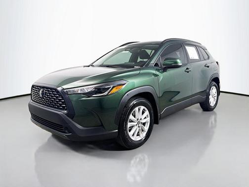 2024 Toyota Corolla Cross LE