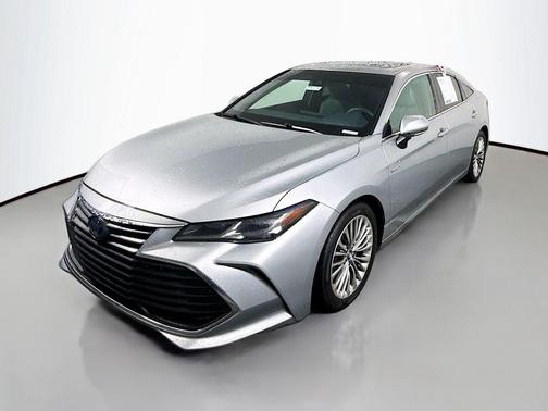2019 Toyota Avalon Hybrid Limited