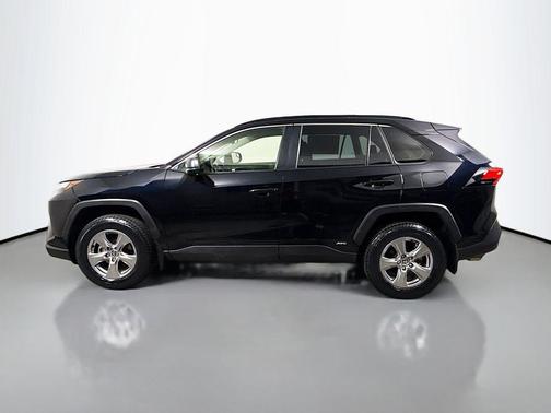 2023 Toyota RAV4 Hybrid LE