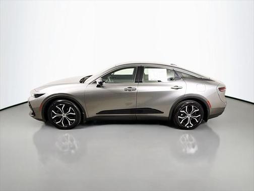 2023 Toyota Crown XLE