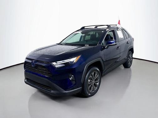2022 Toyota RAV4 Hybrid XLE Premium