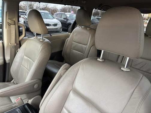 2018 Toyota Sienna XLE