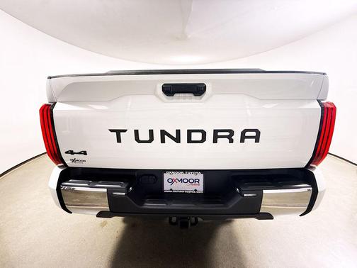 Ice Cap 2023 Toyota Tundra SR5