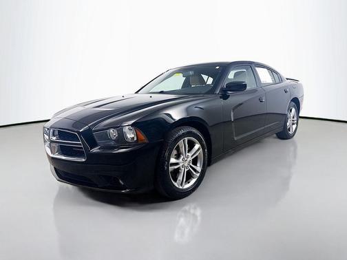 Pitch Black 2012 Dodge Charger SXT
