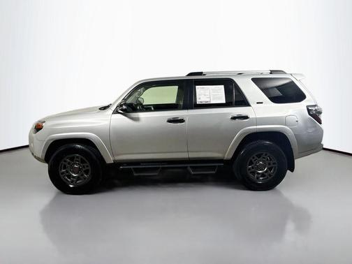 Classic Silver Metallic 2020 Toyota 4Runner SR5 Premium