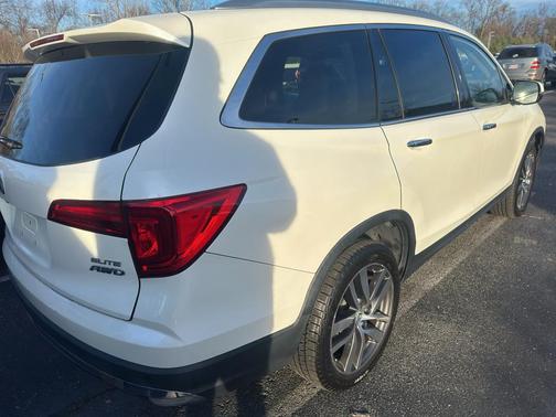 2017 Honda Pilot Elite