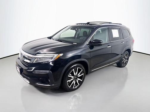 2021 Honda Pilot Touring 8-Passenger