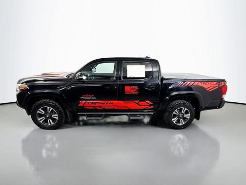 2017 Toyota Tacoma TRD Sport