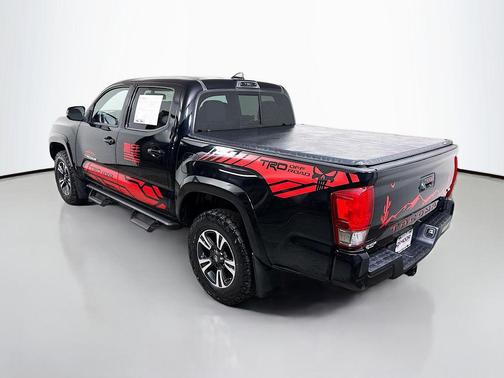 2017 Toyota Tacoma TRD Sport