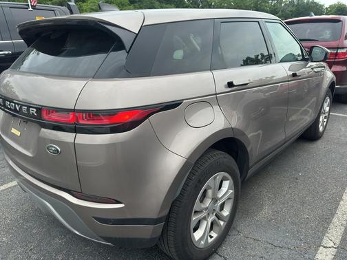 Lantau Bronze Metallic 2023 Land Rover Range Rover Evoque S