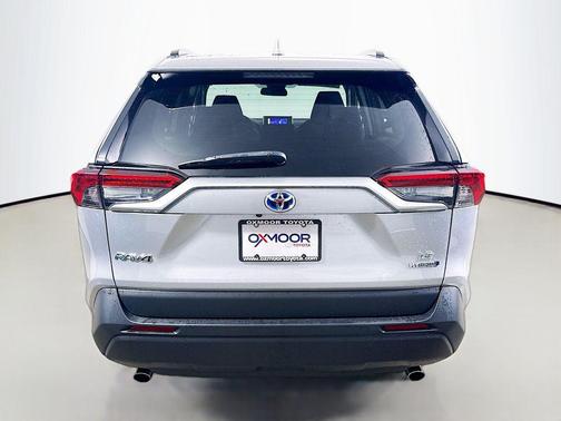 Silver Sky Metallic 2023 Toyota RAV4 Hybrid LE