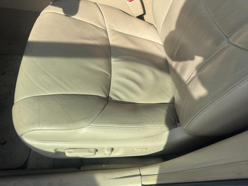 2005 Toyota Avalon XLS
